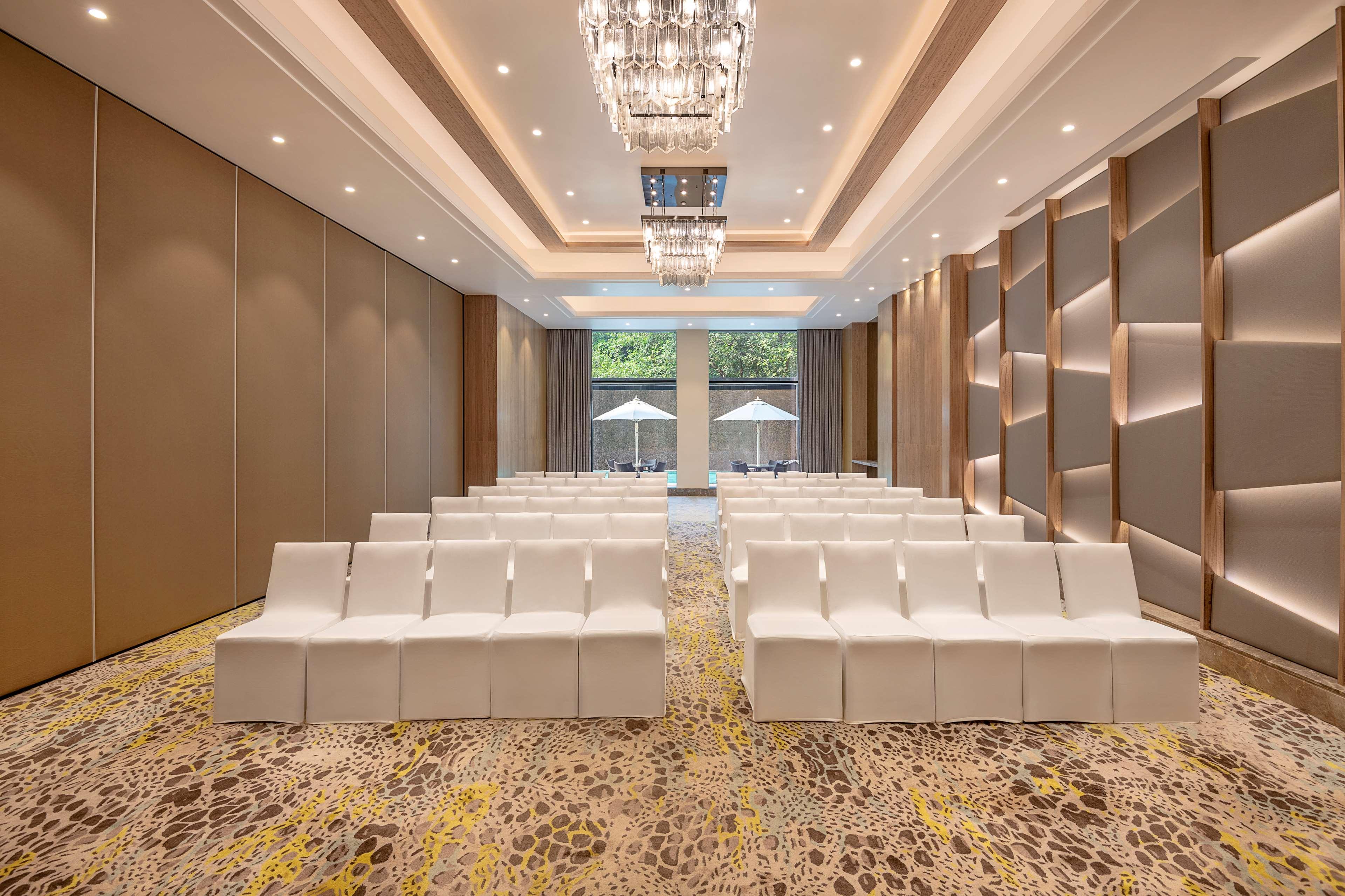 Radisson Andheri Midc Mumbai (Bombay)