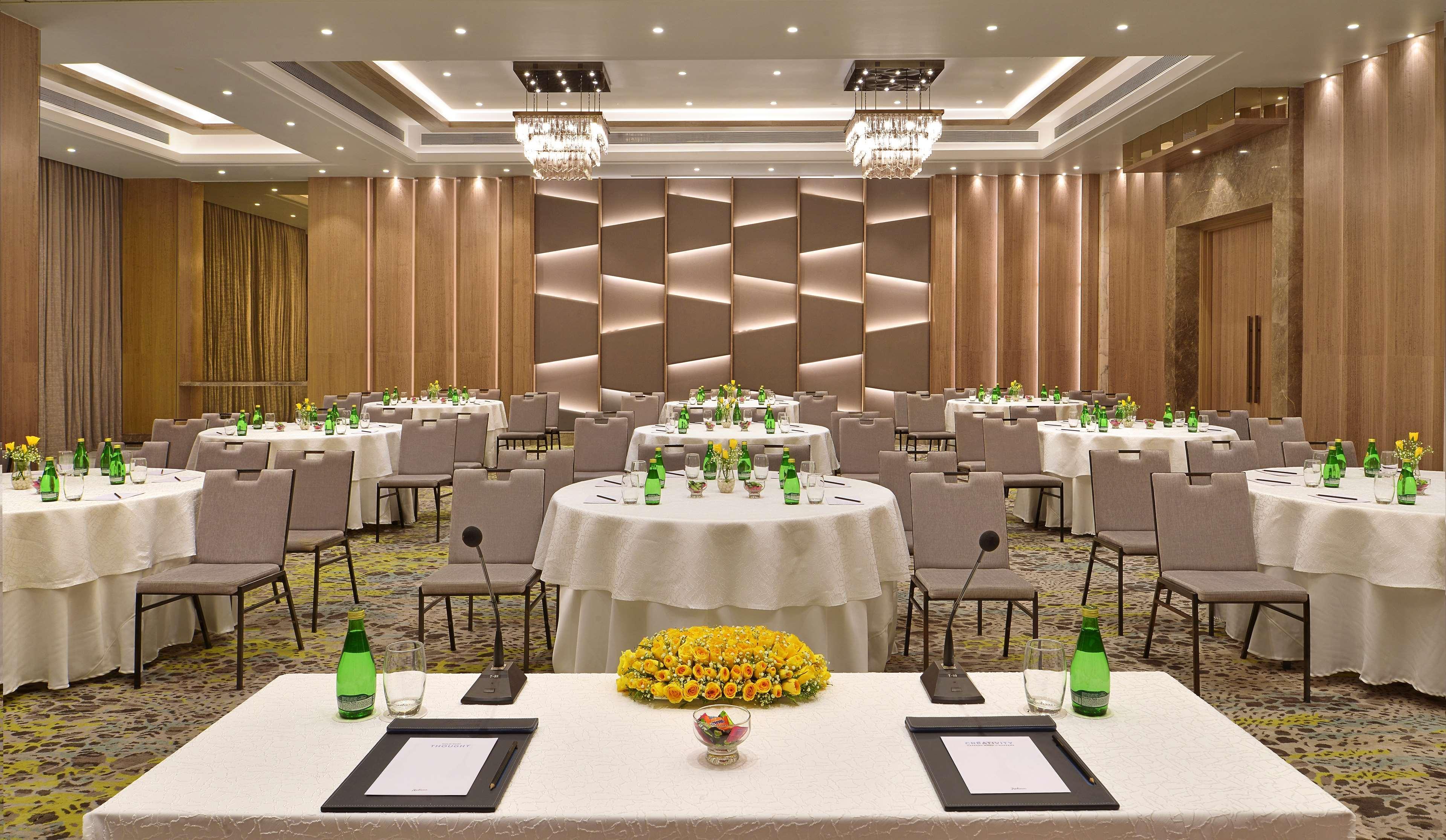 Radisson Andheri Midc Hotel